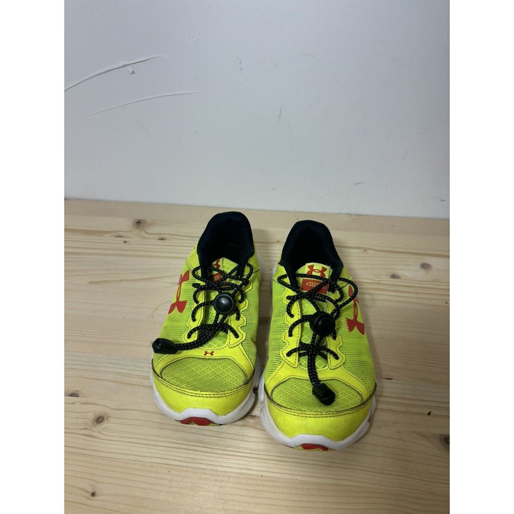 Under Armour Kids Size 1 Youth Assert 6‎ High-Vis Yellow White Red U19
